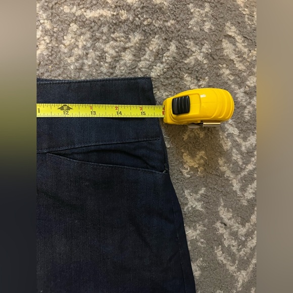 Talbots Classic dark jean  Denim Skirt size 6P (E112) - Picture 10 of 12